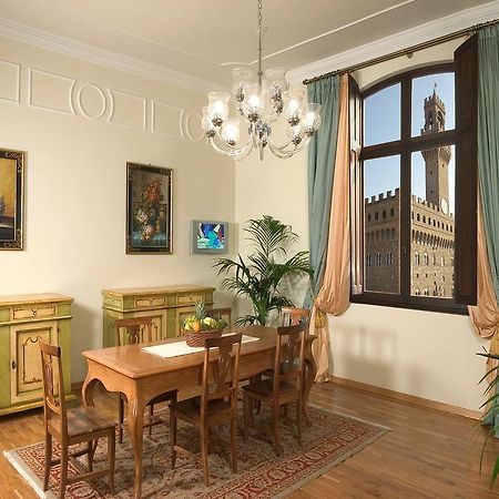 Donatello Penthouse Apartment ฟลอเรนซ์ ภายนอก รูปภาพ